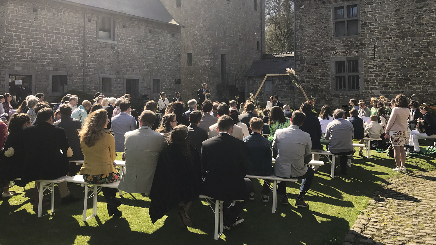 Maecenas sed diam eget risus varius blandit sit amet non magna.